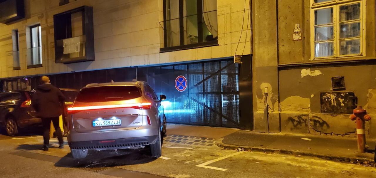 Dn Rose Apartmant Budapest Luaran gambar