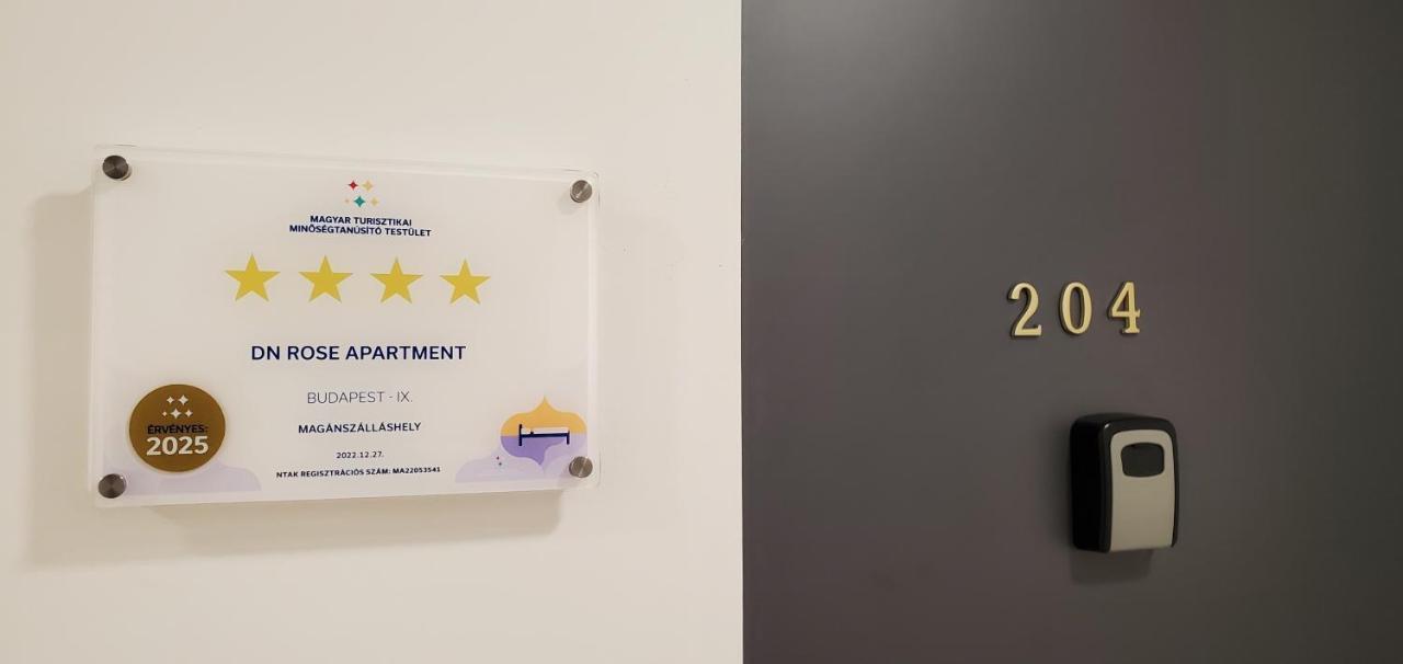 Dn Rose Apartmant Budapest Luaran gambar