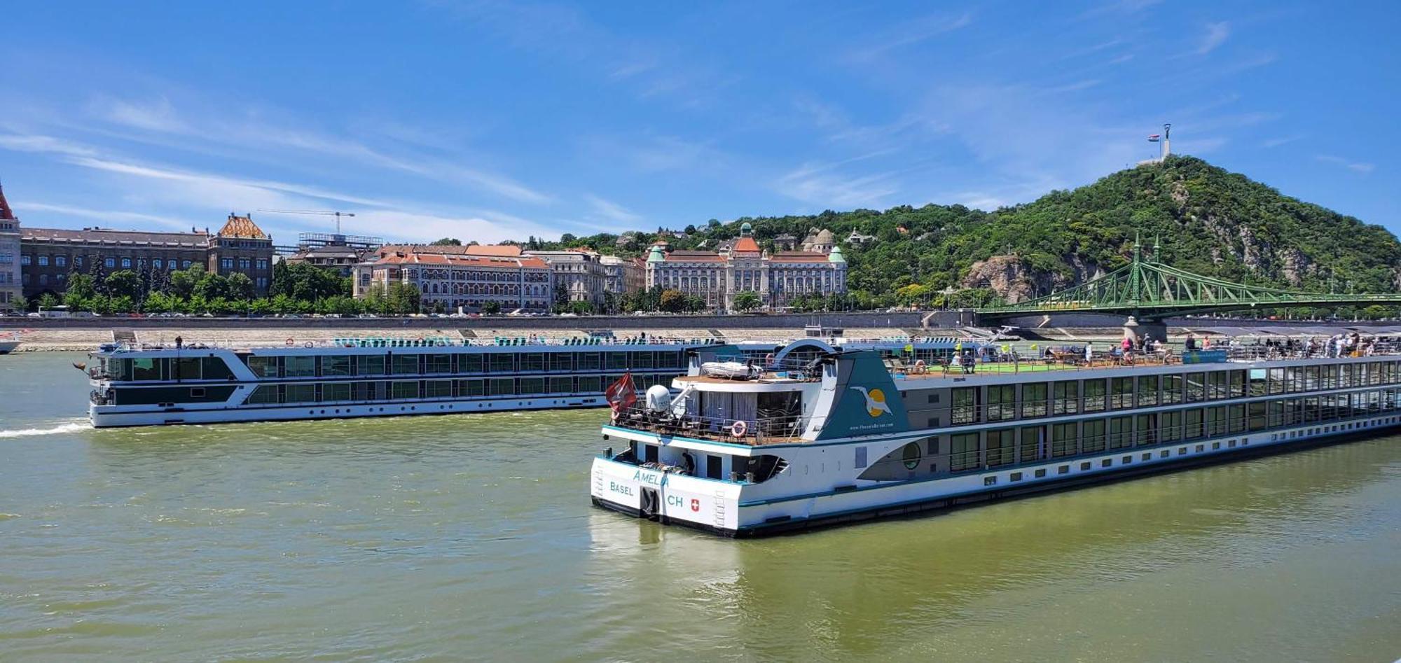 Dn Rose Apartmant Budapest Luaran gambar
